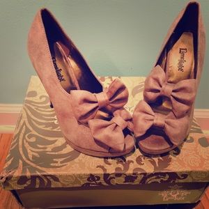 Trending Vintage  coquette bow peep toe heels
